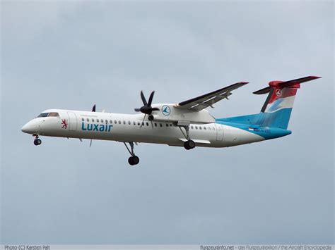 DHC Dash 8 Q400 (DH4) .